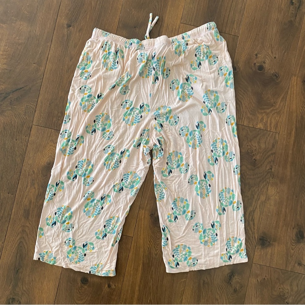 Disney Womens 2 Piece Capri Pajama Set size Large - Picture 10 of 10